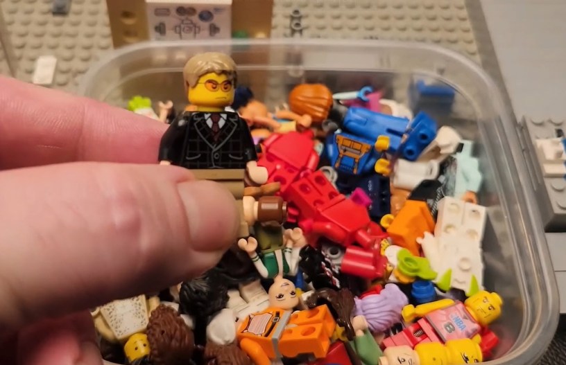 The Studio: Live x Lego featuring Deborah Czeresko - The Egg